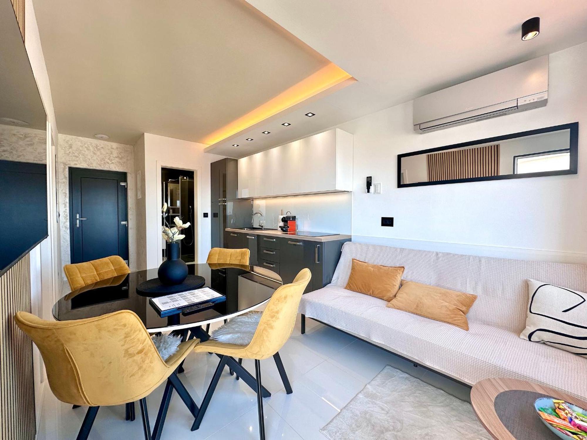 Apartments Sinisa - Крк Экстерьер фото